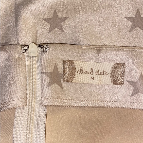 Altar’d state star mini skirt - Picture 3 of 3